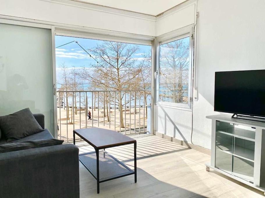 Estudio Frente Al Mar En Roses Con Vistas Εξωτερικό φωτογραφία
