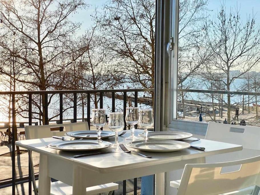 Estudio Frente Al Mar En Roses Con Vistas Εξωτερικό φωτογραφία
